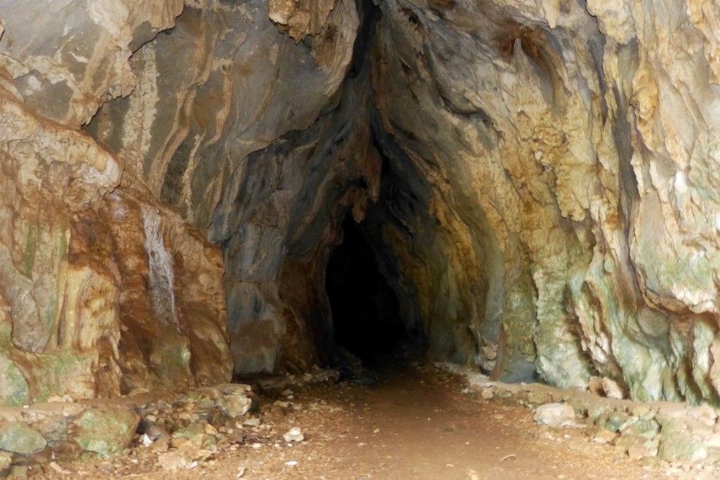 Grotte (photo Osmay P. G.)